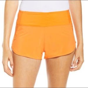 NWT Outdoor Voices Hudson Shorts 2.5” in Clementine